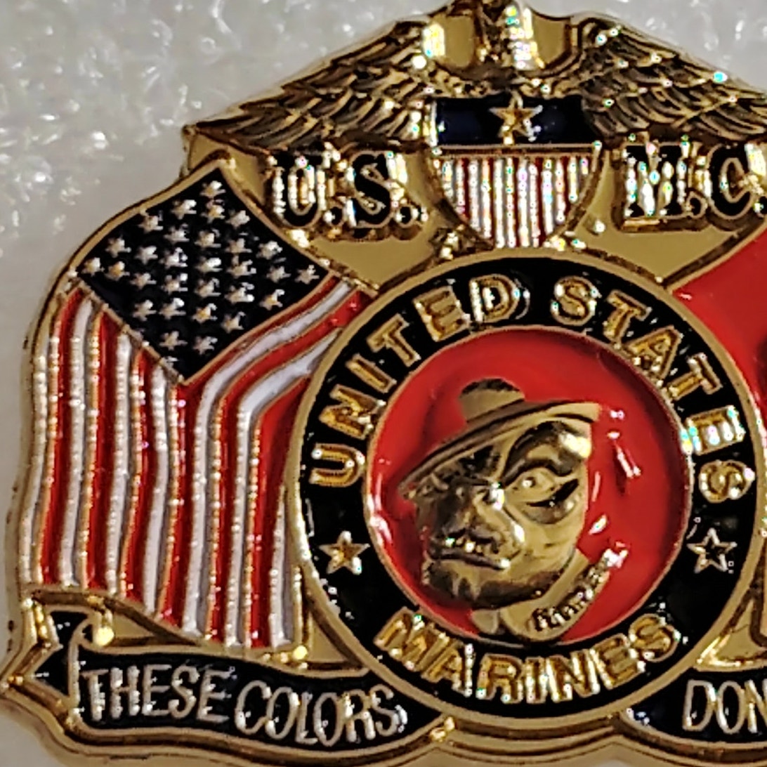 U.S.M.C. These Colors Don’t Run Devil Dog Novelty Hat Lapel Pin, 1‑1/8"W × 1"H