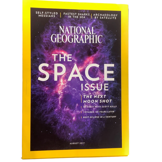 National Geographic August 2017, The Space Issue, Moon Shot, In Orbit, Voyager 40 Years Later, Best Eclipse, Moon Museum, Space Odyssey, LN