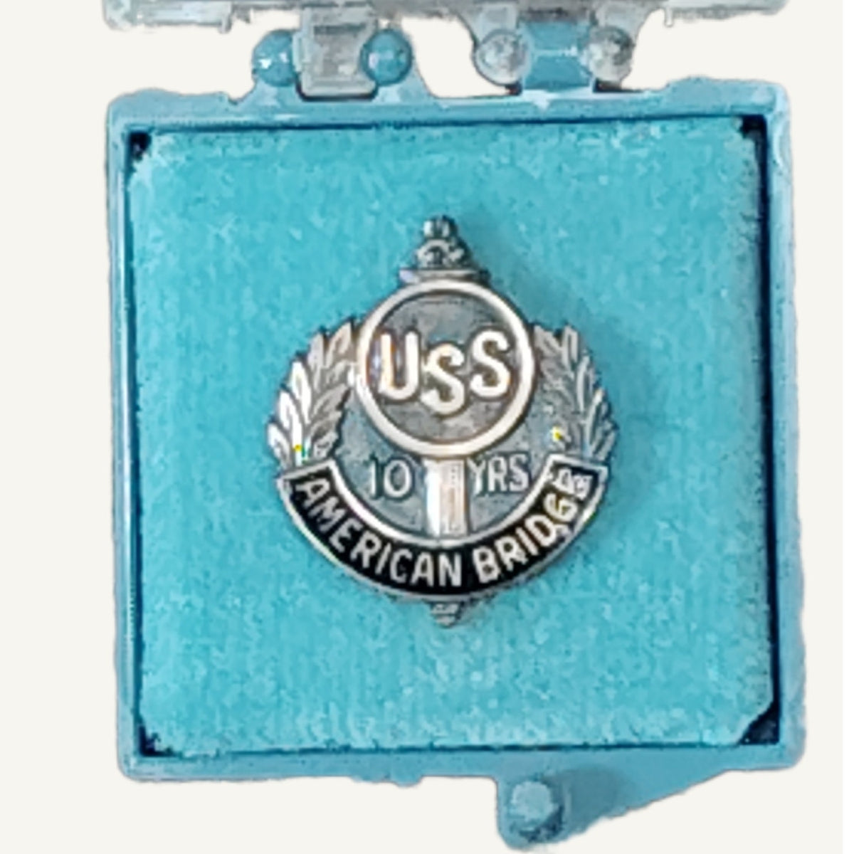 Vintage 1930s USS American Bridge 10 Year Service Pin - Silver-Tone Wreath