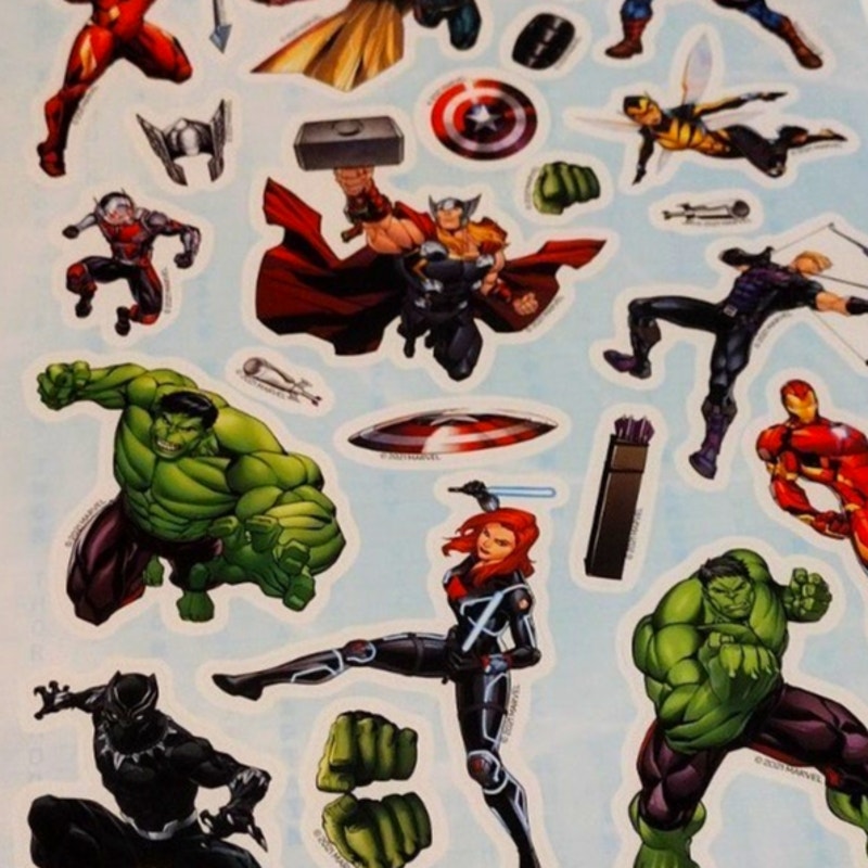 Marvel Avengers Create‑A‑Scene Sticker Activity Pad – 80+ Stickers, Ages 4–8
