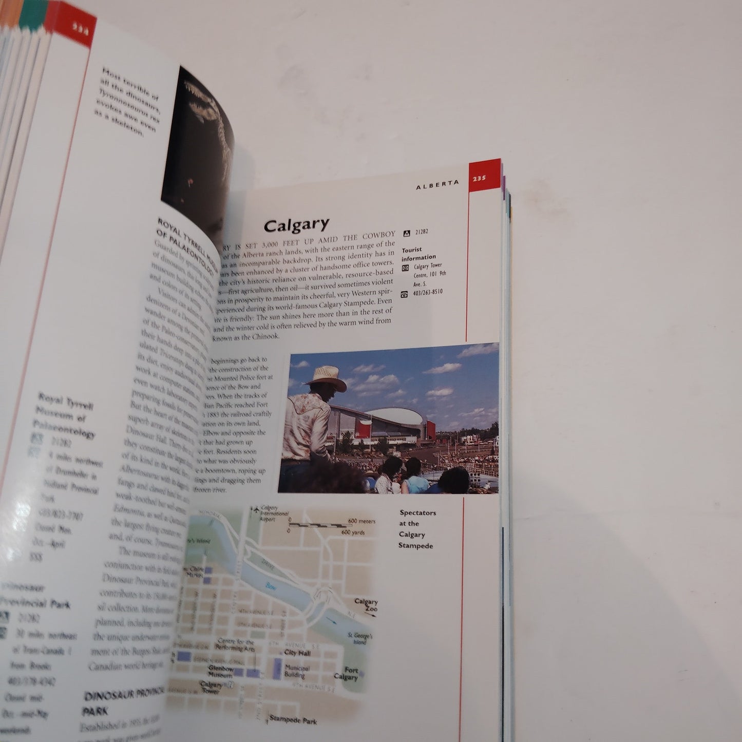 National Geographic Traveler Canada - Vintage 1999 Edition Paperback Guidebook