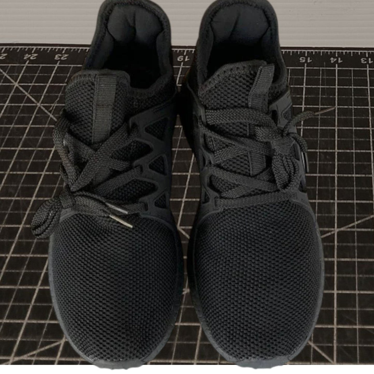 Running Shoes for Kids Size 2.5Y/3Y Black Mesh Knit, Lightweight Tennis Sneakers