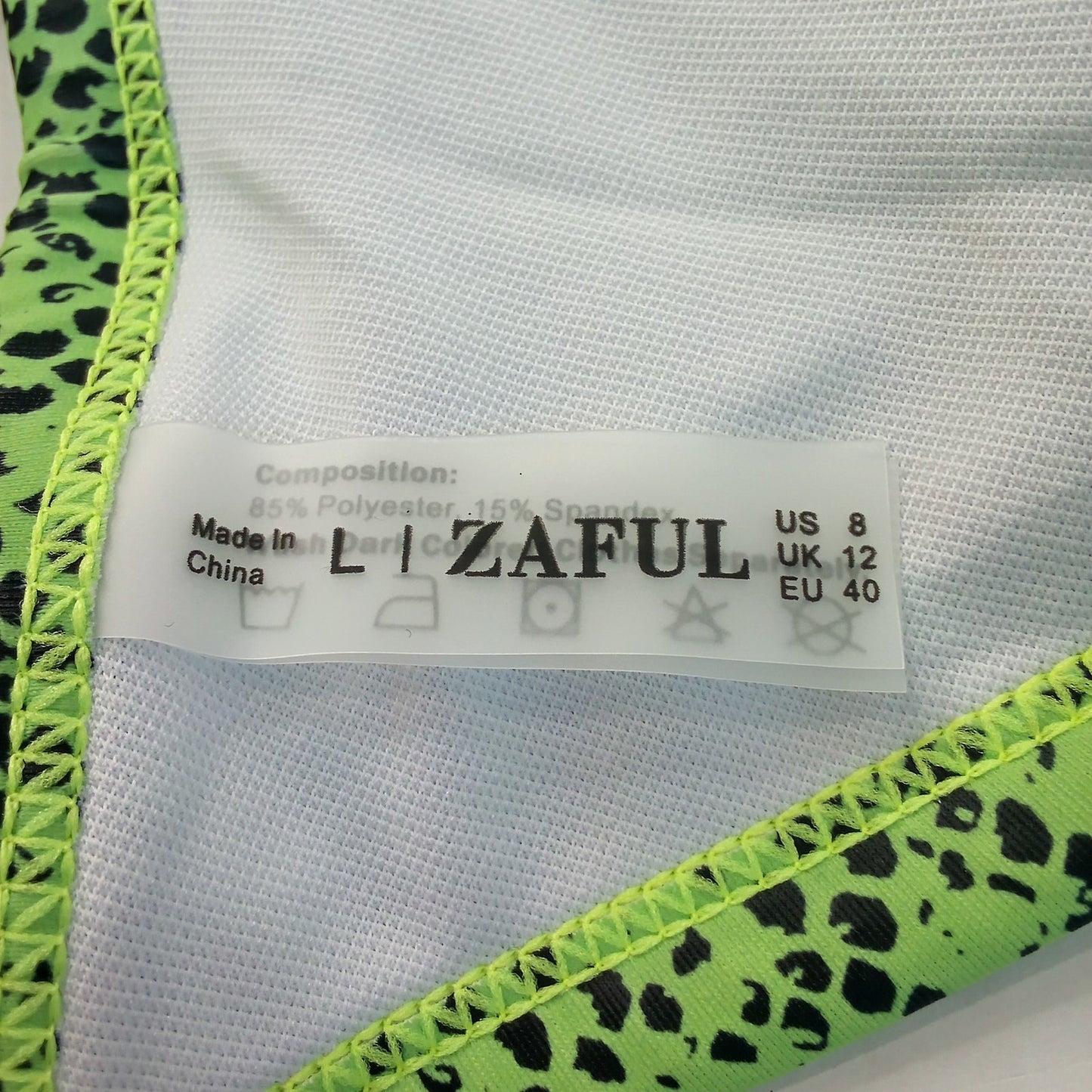 Zaful Green Snake Print Triangle Bikini Top Women’s Large (US 8) Swim