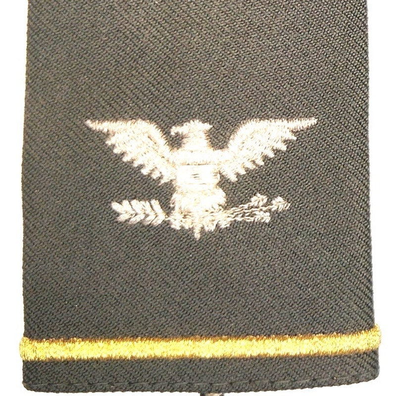 Vintage Army Colonel O‑6 Shoulder Marks Silver Eagle Gold Stripe Dark Green Pair