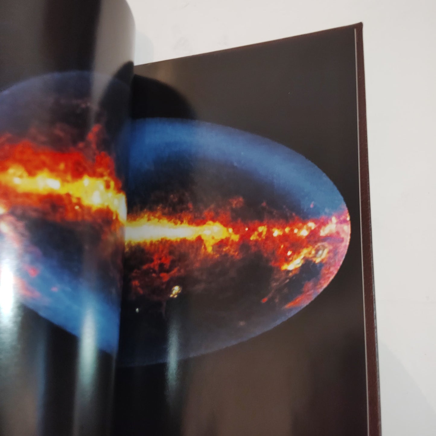 Exploring the Solar System by J. Kelly Beatty - National Geo VTG 2001 Hardcover