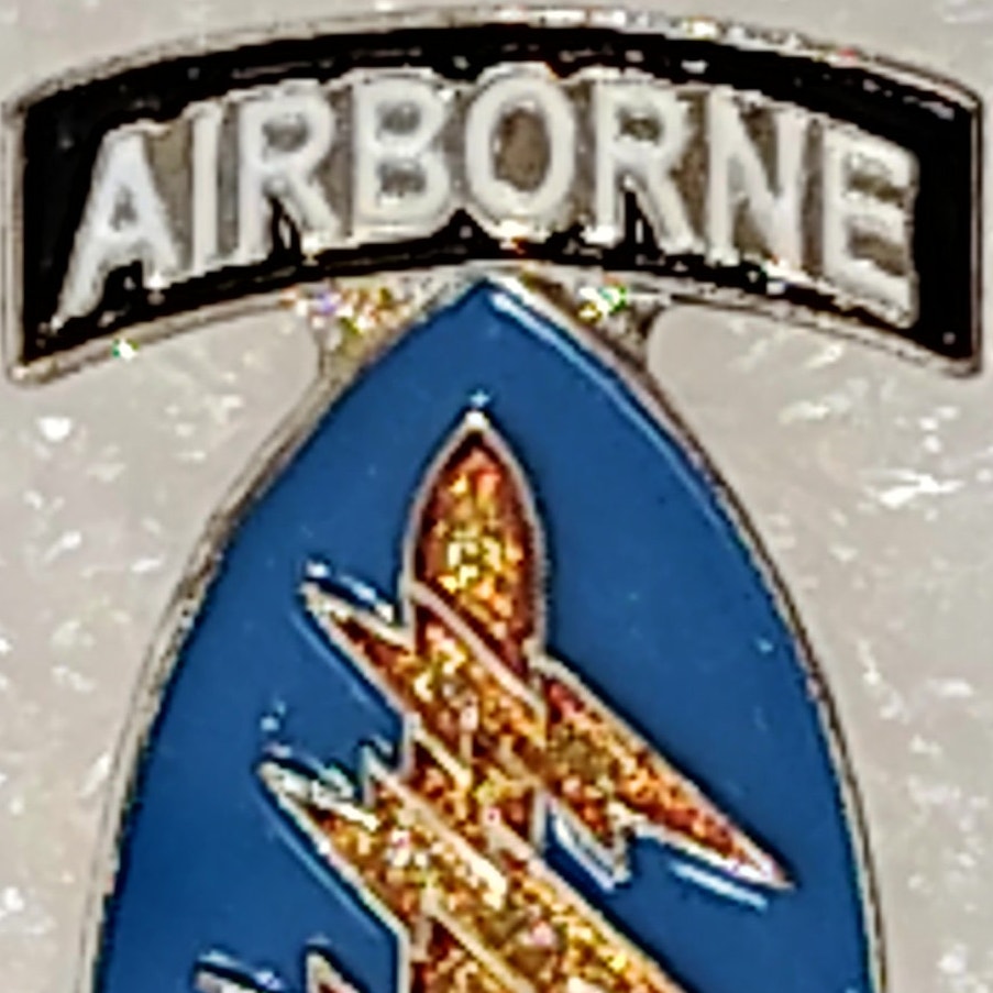 U.S. Army Special Forces Airborne Novelty Hat/Lapel/Brooch Pin, Enamel Metal