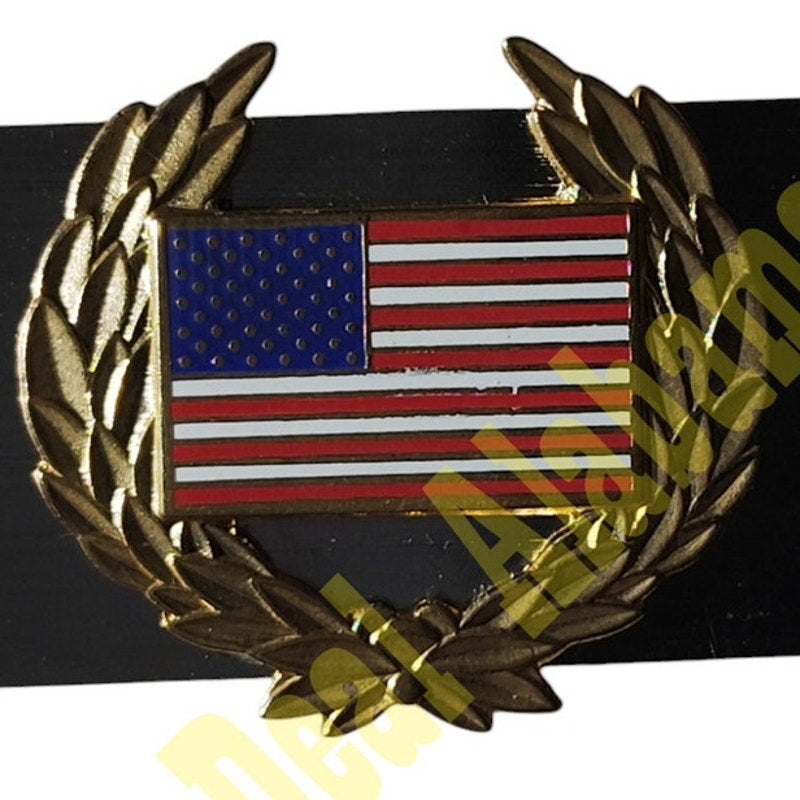 US Flag Wreath (1-1/4"W x 1-1/8"H) Money Clip (1-7/8"W x 1"H)