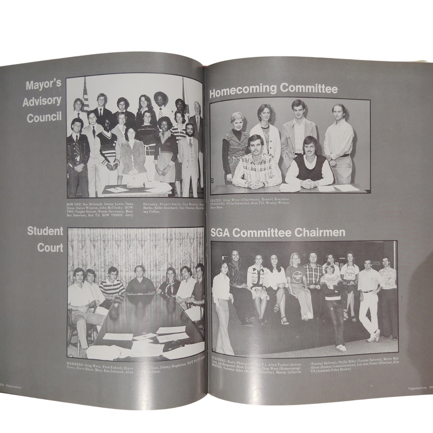 1977 Corolla Yearbook - University of Alabama - 560 Pages - No Writing or Damage - Hardcover