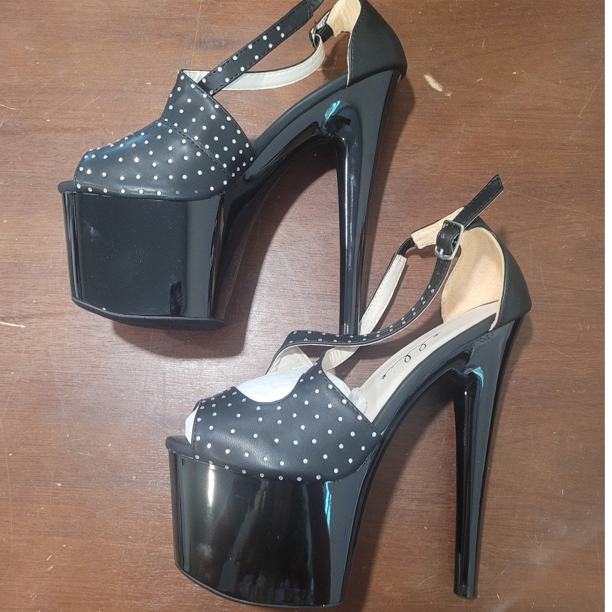 Ellie Shoes Women’s Black Platform Stiletto with Studs – 709-WICKED, Size 7