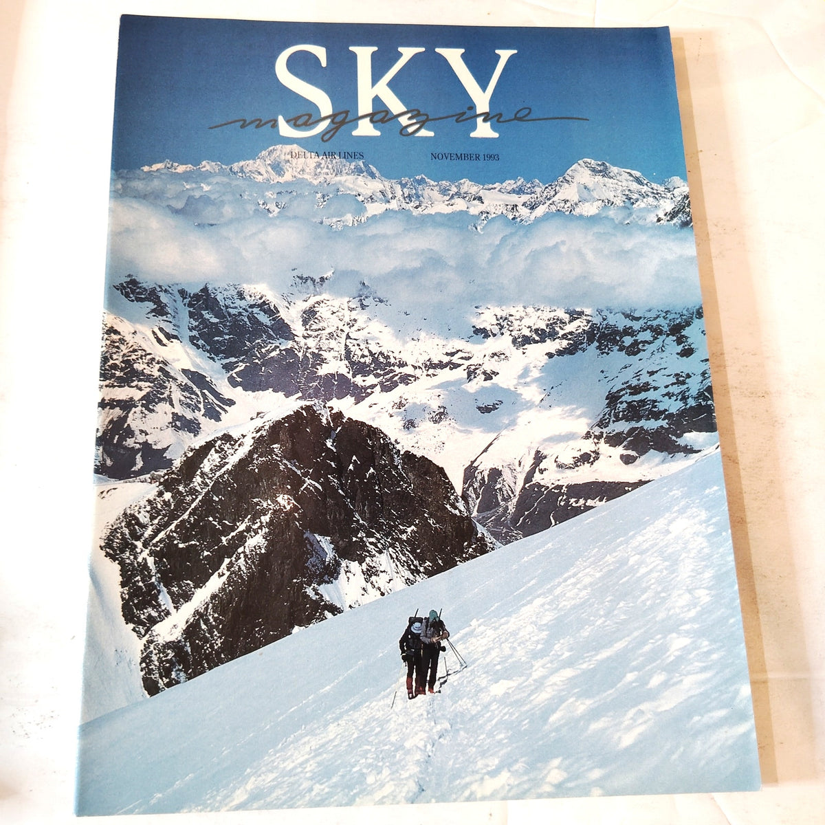 Delta SKY In-Flight Magazine - November 1993 Skiing Cover - Vintage Collectible