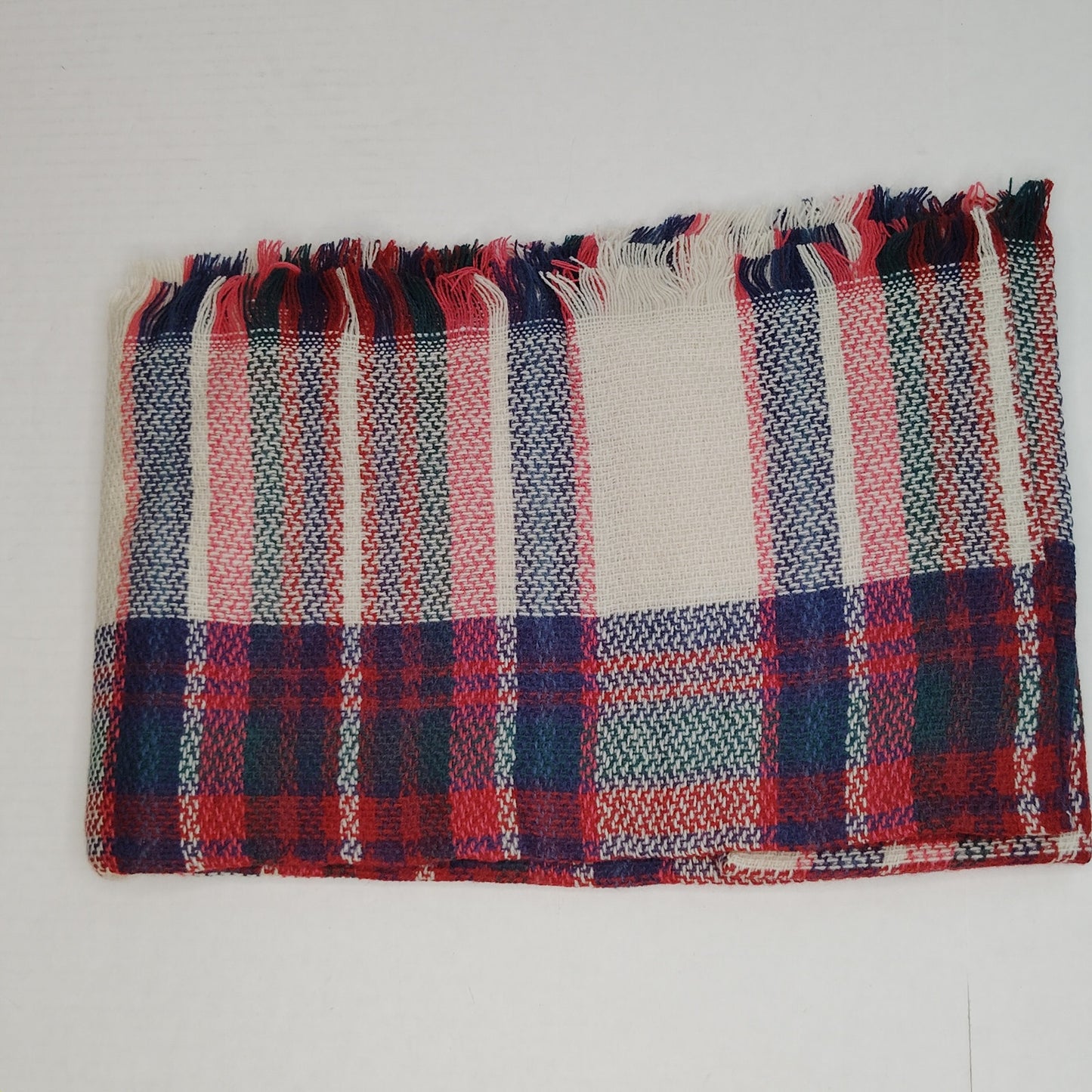 Lucky Leaf Infinity Scarf w/ Tassles Lightweight 100% Acrylic Multicolored Plaid