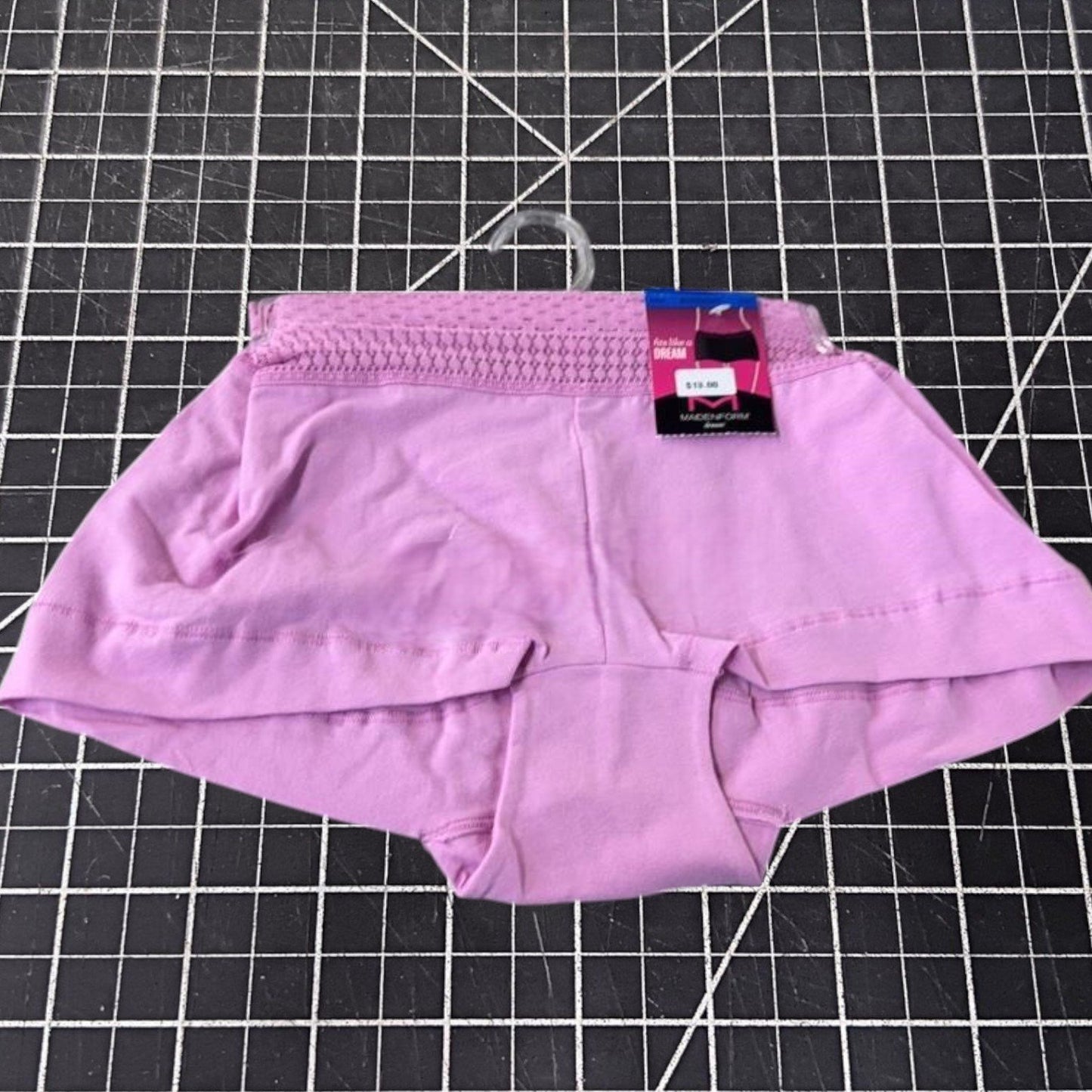 Maidenform Dream Cotton Boyshort with Lace – Lilac Petal – Size 8 – Women’s