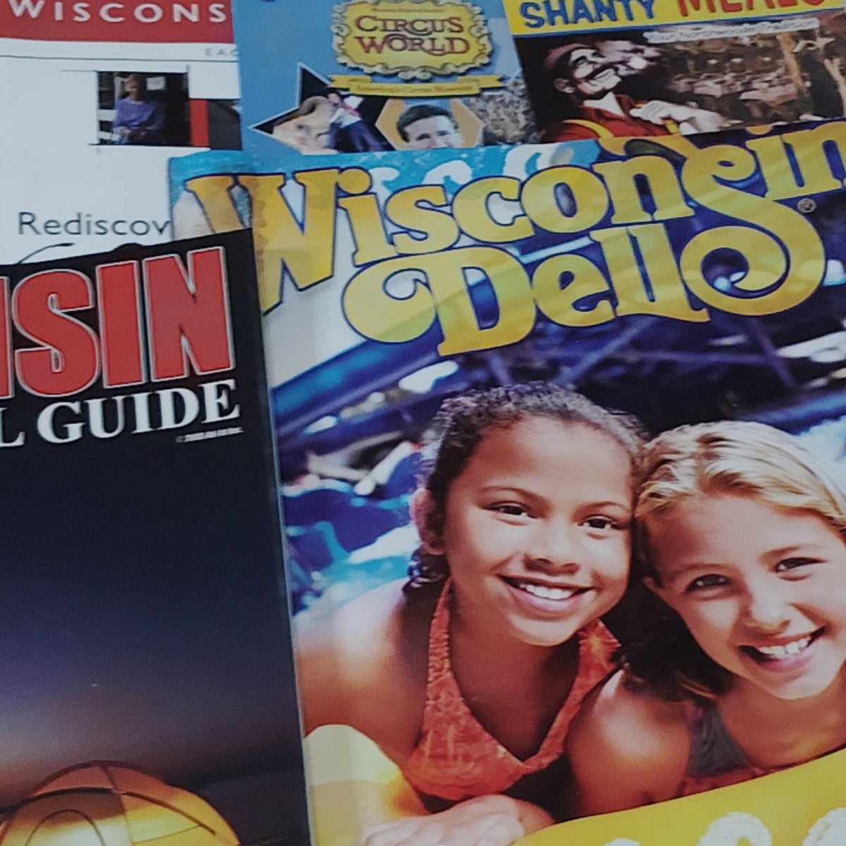 Wisconsin Travel Guides & Brochures Ephemera Lot- 2005 Vintage Paper Memorabilia