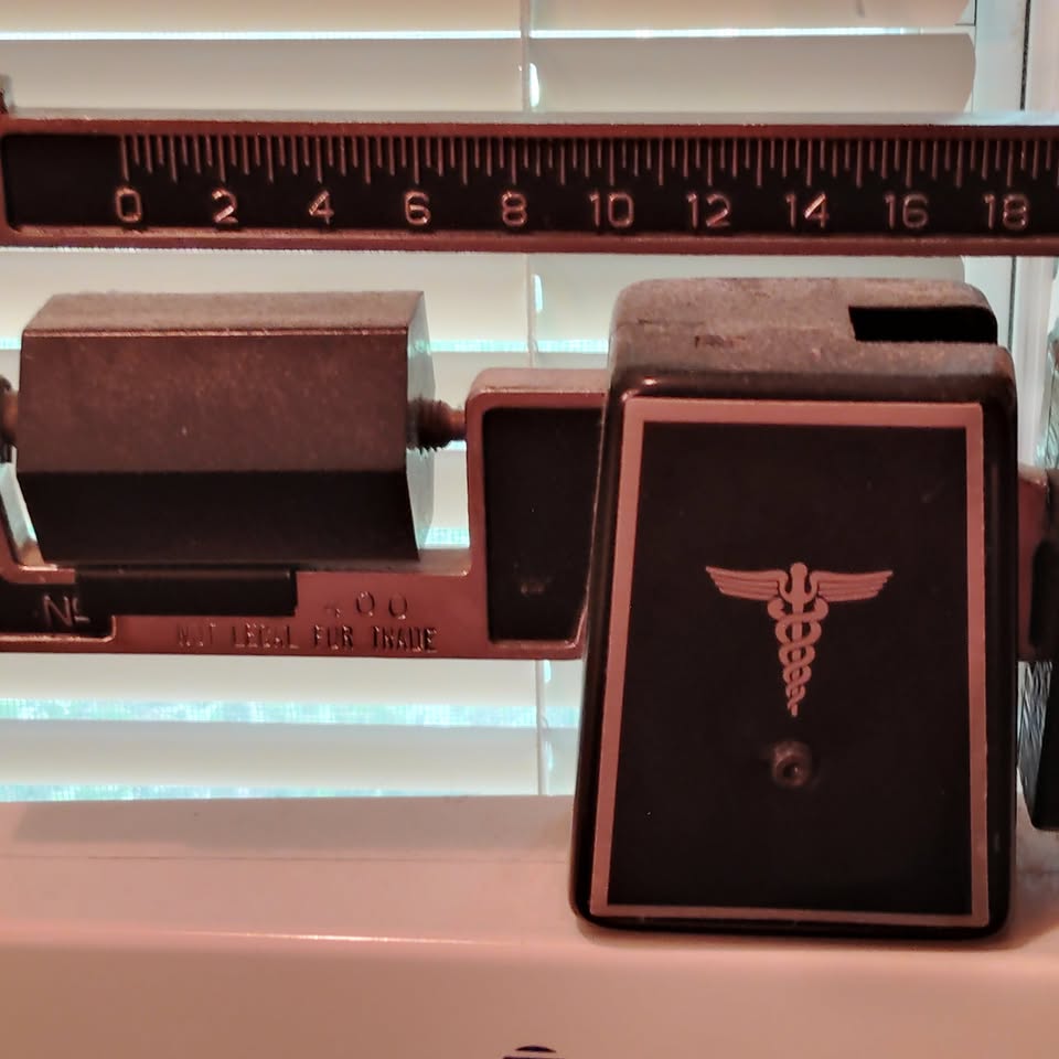 LOCAL P/UP - Health-O-Meter Mechanical Balance Beam Doctor's Scale - 350 lb Cap.