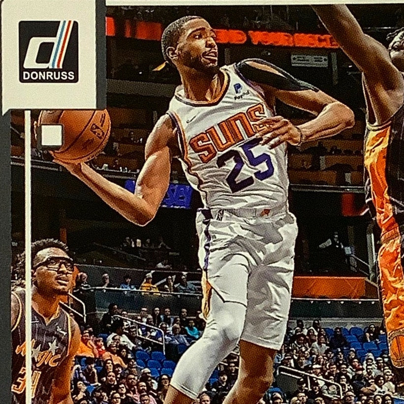 Mikal Bridges, Card #135, Phoenix Suns, 2022-23 NBA Panini Donruss