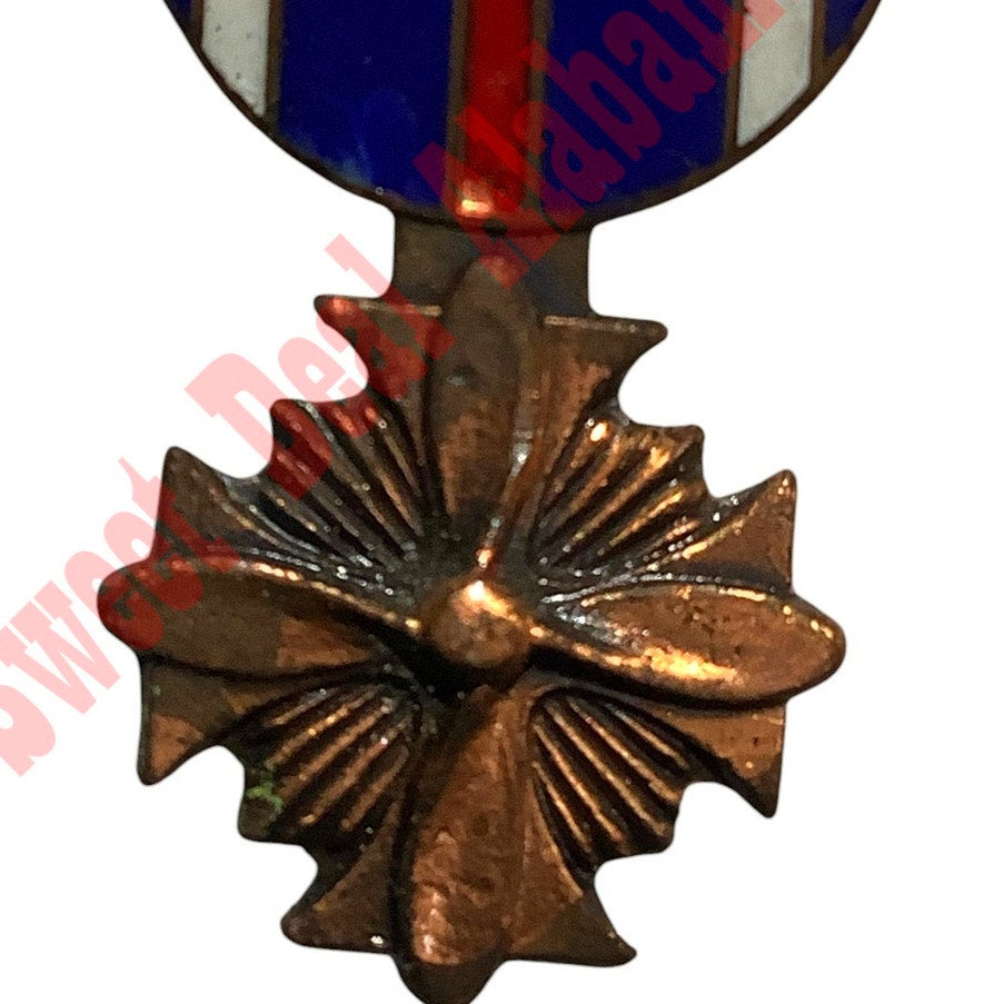 Distinguished Flying Cross (DFC), Mini, Hat/Lapel Pin 1-1/8"H x 11/16"W