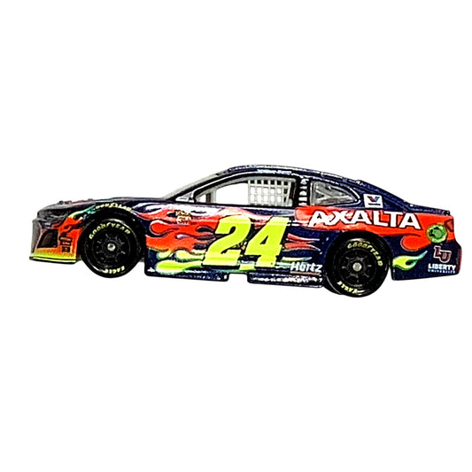 William Byron #24 Axalta Camaro, NASCAR 1:64 Die Cast Car, 2019 Lionel, NM