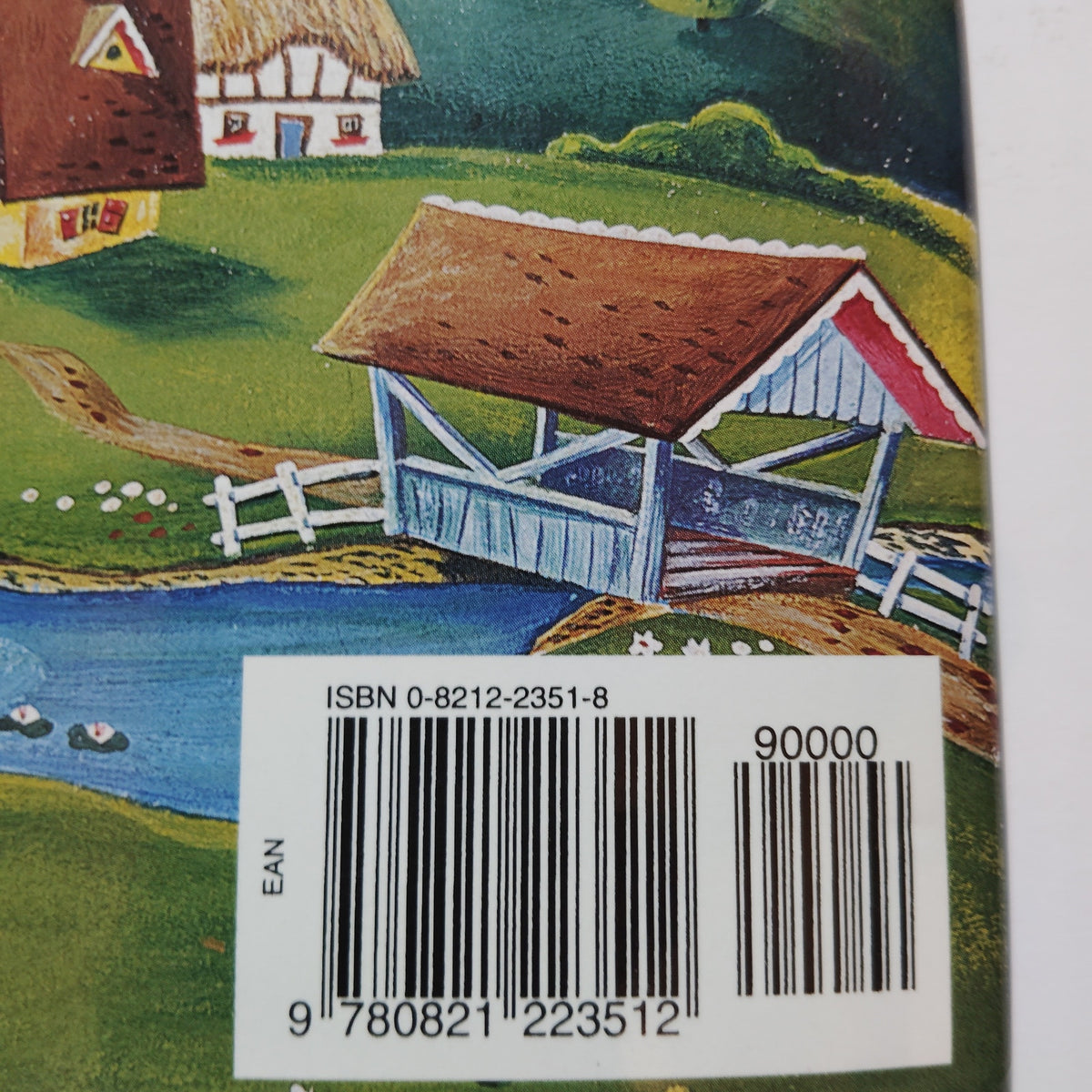 Run Along the Road American Tourist Attractions 1998 Hardcover - LN - One Owner