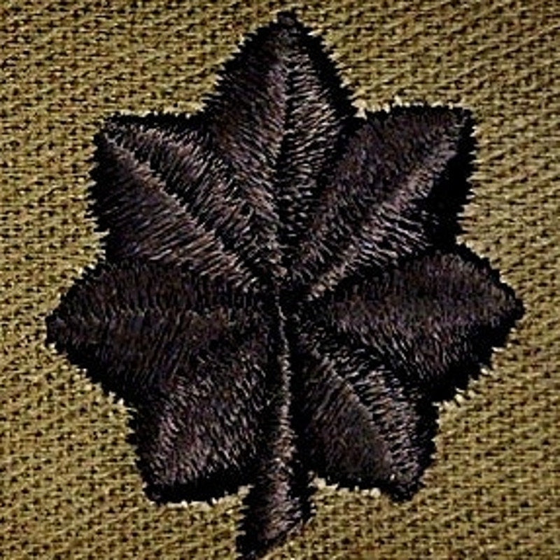 US O‑5 Rank Insignia Subdued Black on ODG Folded Twill, Pair (N CDR / LT COL)
