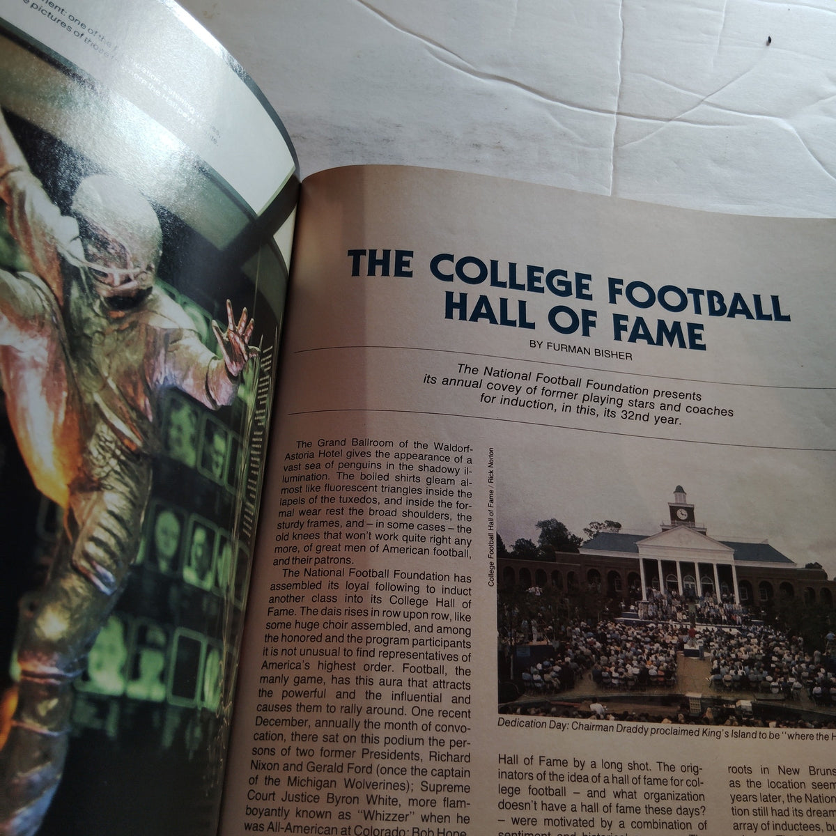 Delta SKY In-Flight Magazine - December 1983 - NCAA 1983 Hall of Fame Inductees