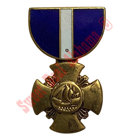 Navy Cross Medal, Mini, Hat or Lapel Pin 1-1/8"H x 5/8"W