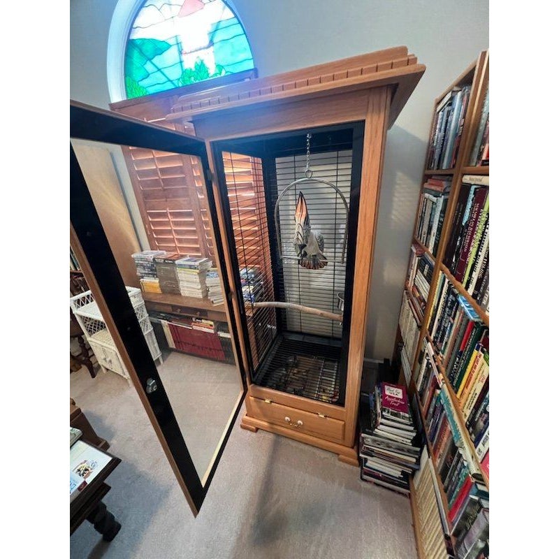 Majestic Series Solid Hardwood 32"x32"x72 Bird Aviary Oak Finish - LOCAL PICKUP