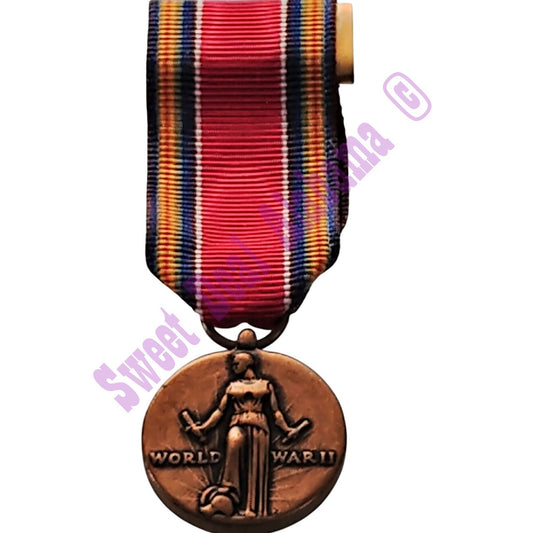 World War II Victory Mini Medal (3/4"D) Ribbon (3/4"W) Overall 2-1/4"H