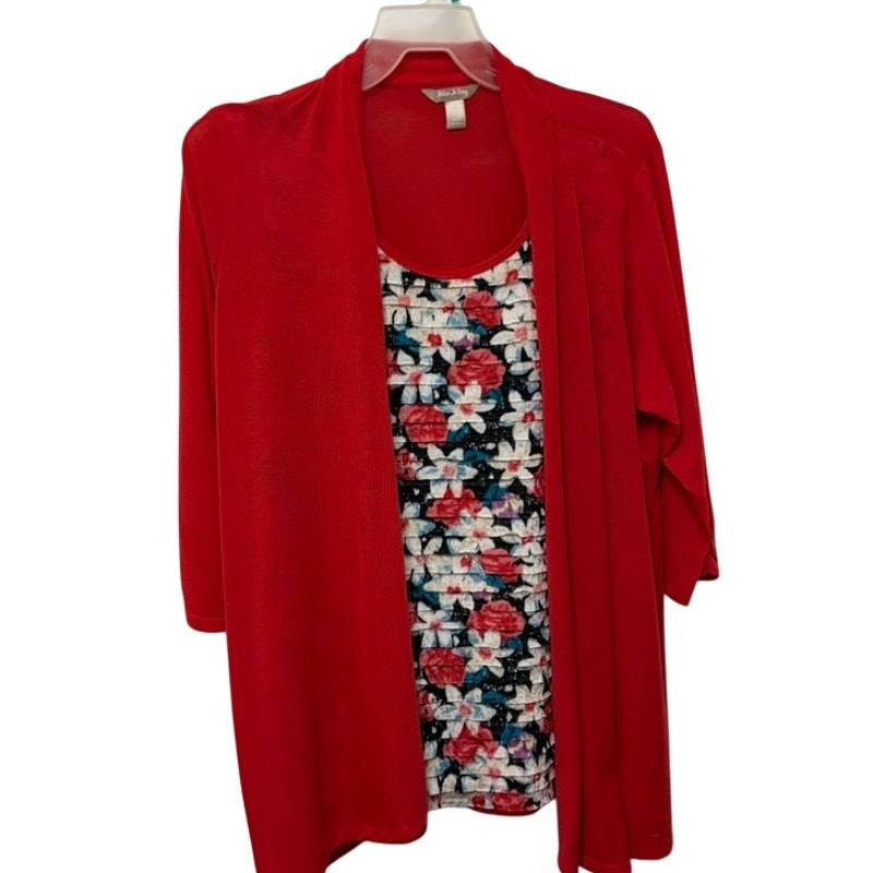 White Stag Women's Red Open Cardigan & Floral Ruffled Tank Top Set 1X (16W)