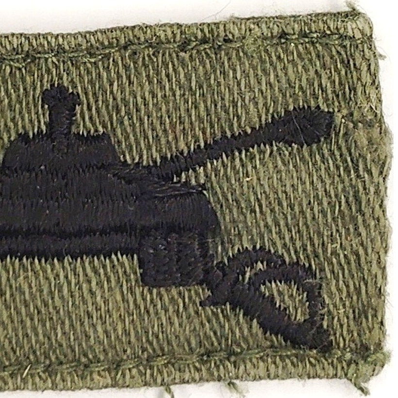 US Army Armor Branch Subdued OD Green Insignia Patch – Vietnam Era 1‑3/4"