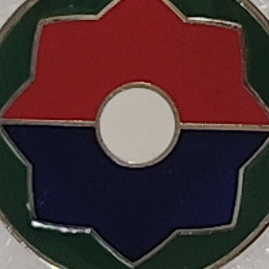 Army 9th Infantry Division Eight‑Pointed Star Novelty Hat/Lapel/Brooch Metal Pin