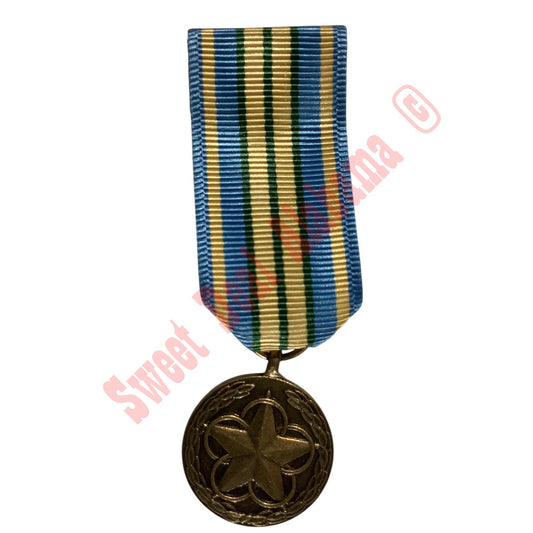 Outstanding Volunteer Service Award Ribbon Medal, Hat/Lapel Pin 2-7/8"H x 3/4"W