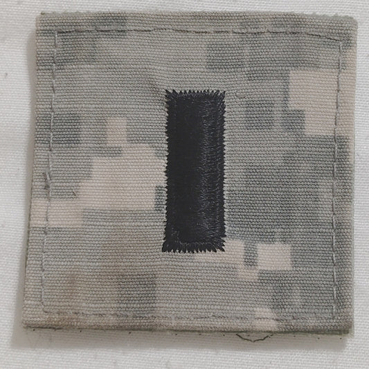 U.S. Army First Lieutenant O-2 Patch ACU Digital, 2"×2" Hook(-N-Loop) Device