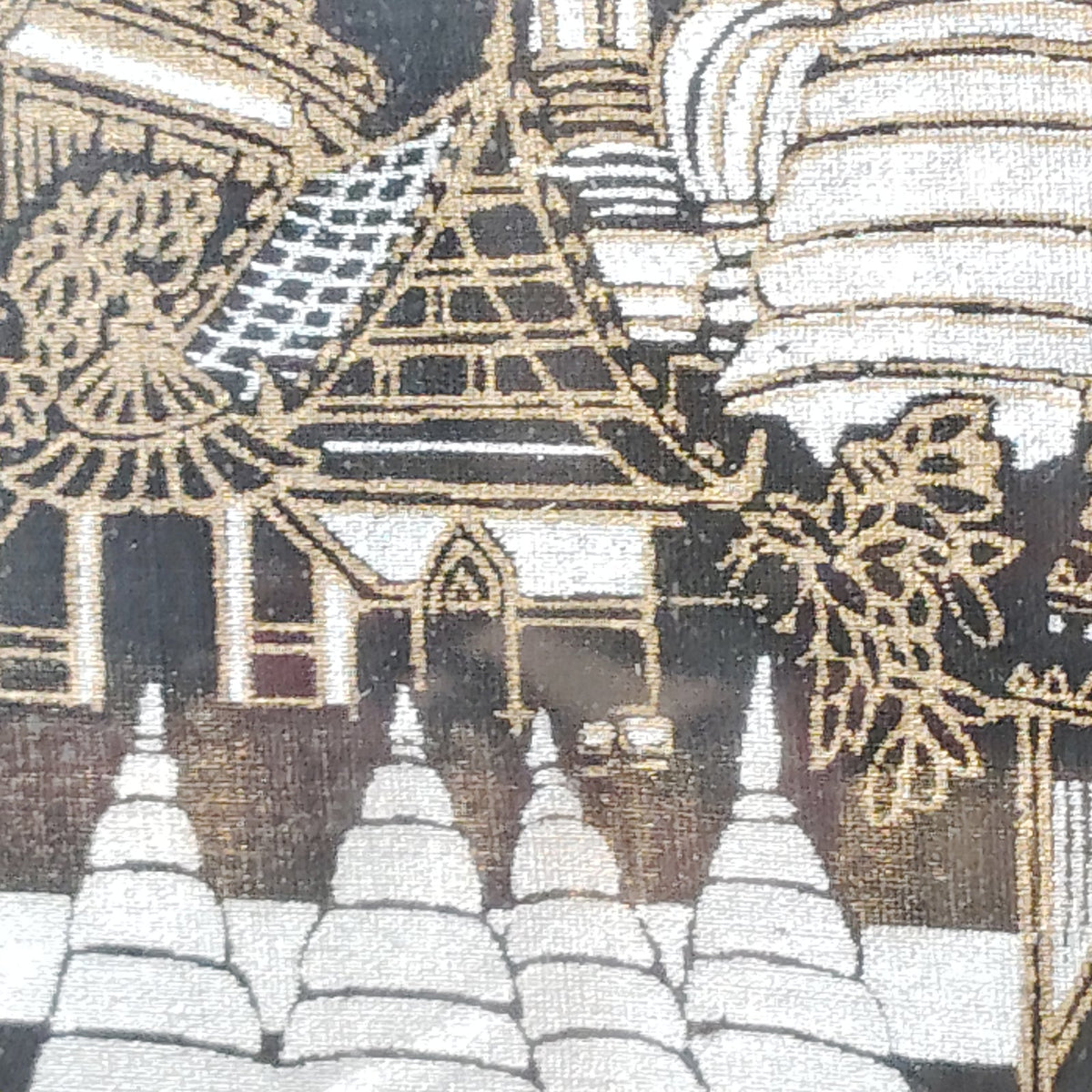 Vintage 1968 Mid‐Century Thai Silk Screen Artwork – Wat Arun Royal Barge