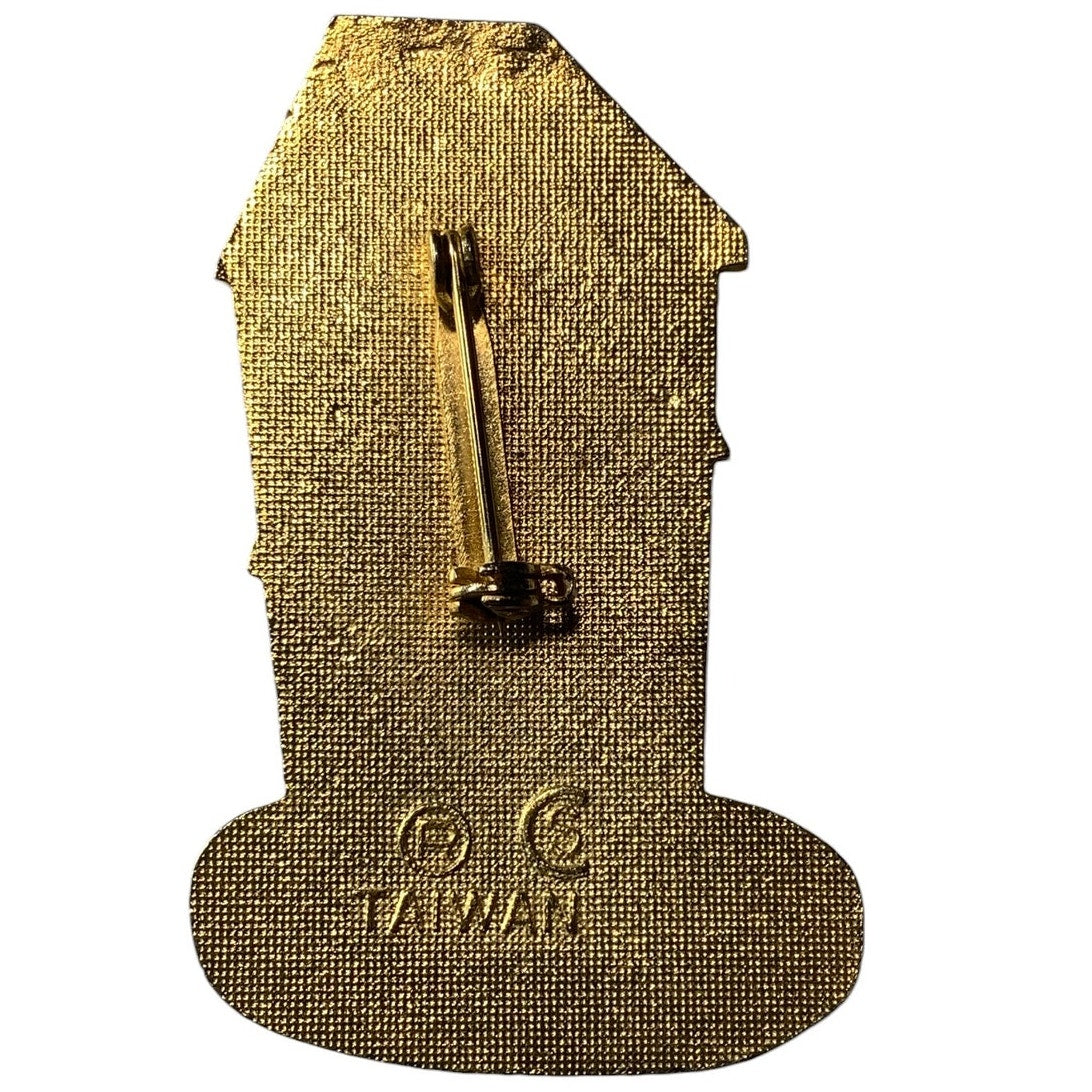 Vintage Lions Club International Outhouse Pin, District 5M7 Minnesota