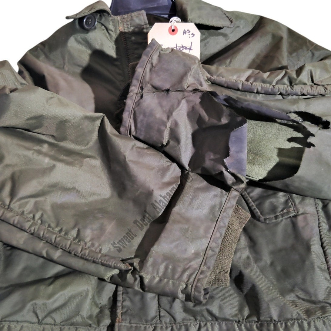 1966 Vietnam War Era Air Force Extreme Cold Weather Insulated A-1 Bomber Jacket