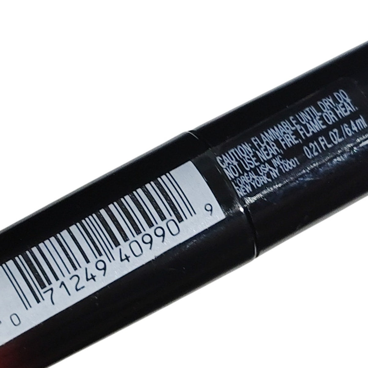 L'Oréal Paris Brilliant Signature Shiny Lip Stain – Be Independent 303, High-Shine Lightweight Color
