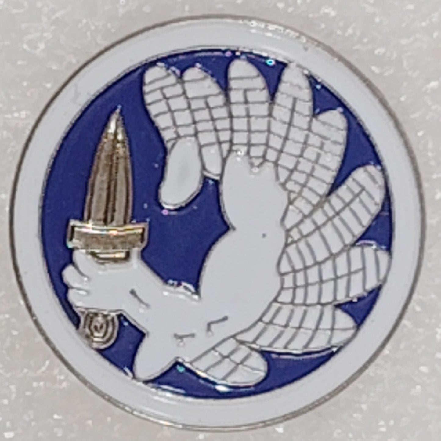 French Foreign Legion Paratrooper Winged Arm & Dagger Novel Hat/Lapel/Brooch Pin