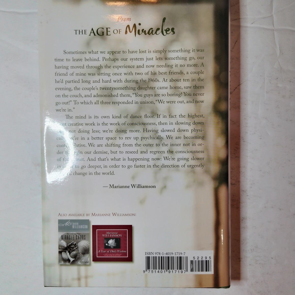 Marianne Williamson The Age of Miracles: Embracing New Midlife , HC 1st Edition