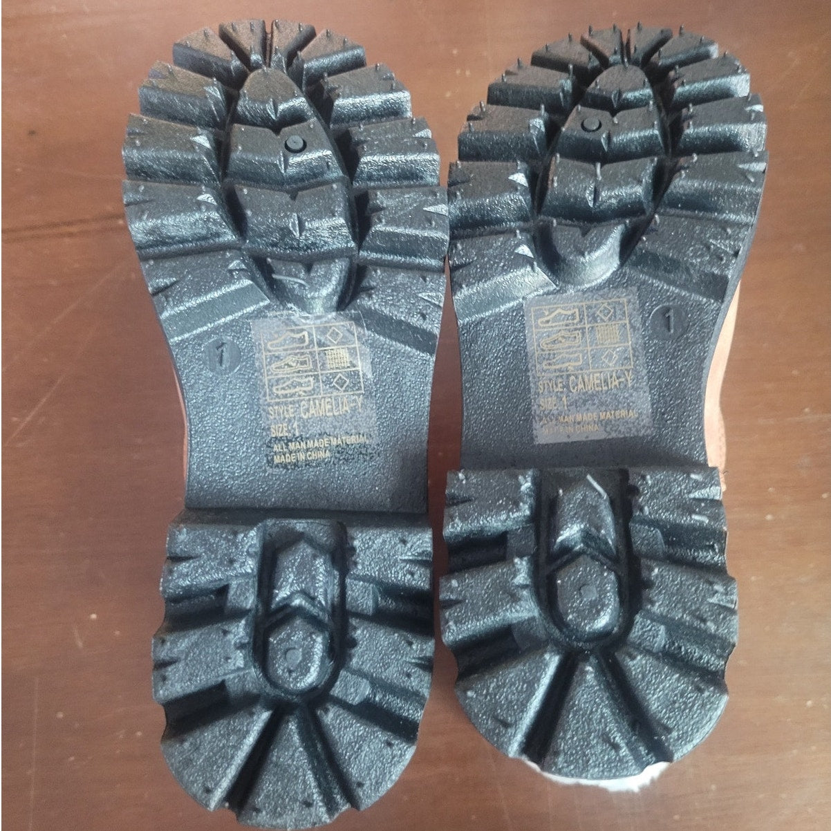 Yoki Camelia-Y Girls Snow Boots, Rust Size 1 Faux Fur Lined, Side Zip Ankle Boot