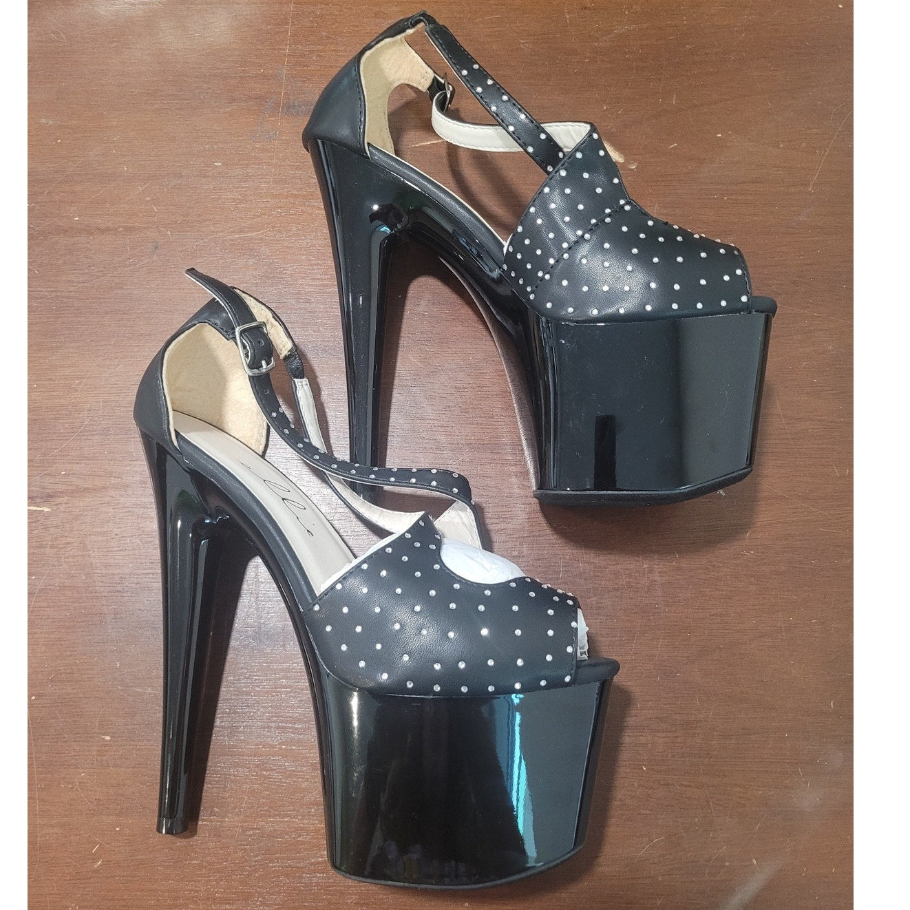 Ellie Shoes Women’s Black Platform Stiletto with Studs – 709-WICKED, Size 7