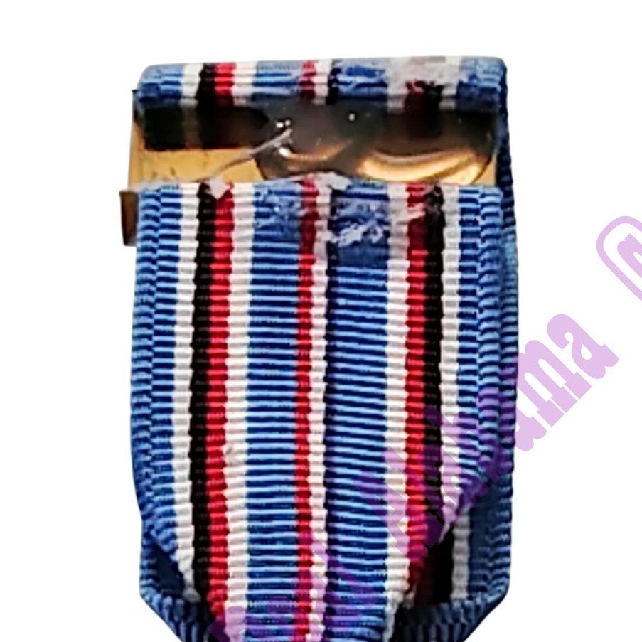 American Campaign WWII Mini Medal (3/4"D) Ribbon (3/4"W) Overall 2-1/4"H