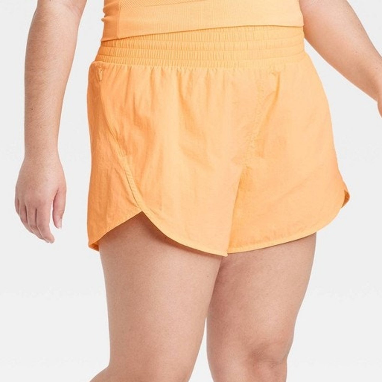 Women’s High‑Rise Crinkle Shorts – All in Motion – Light Orange – Small
