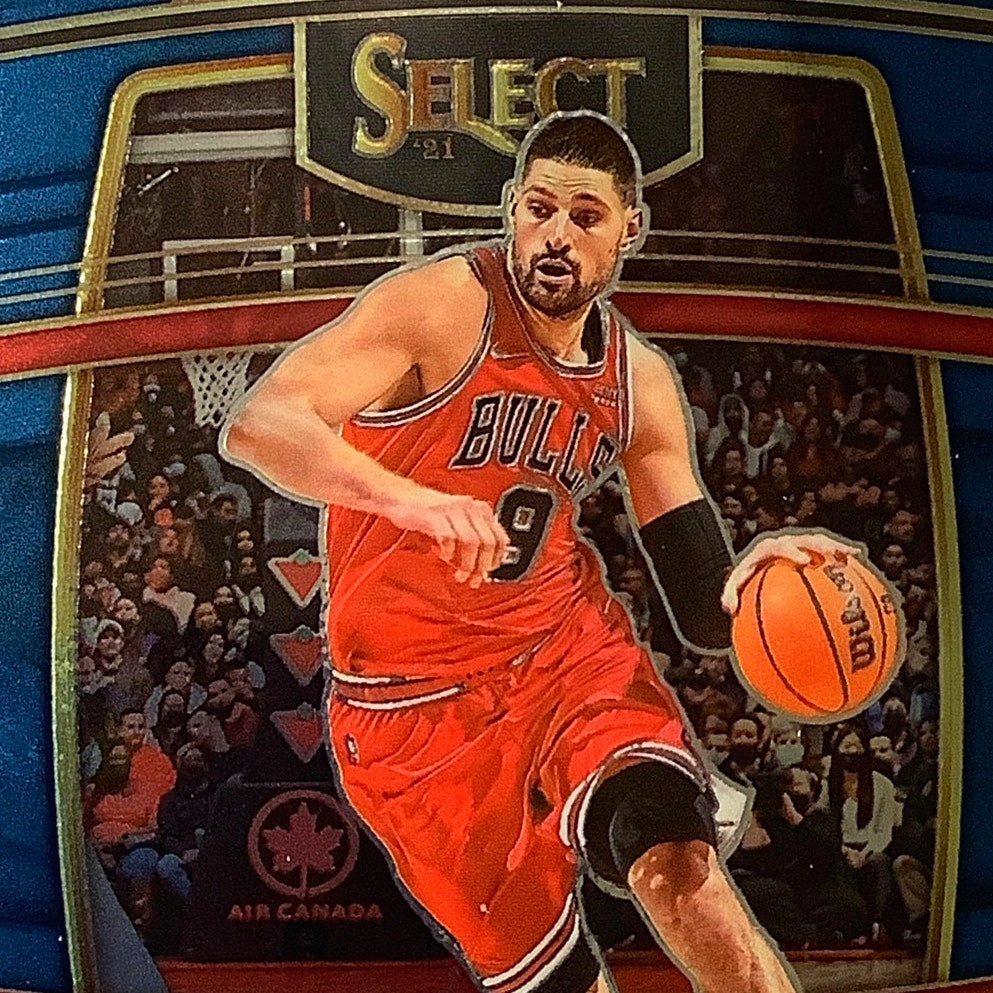 Nikola Vucevic, Chicago Bulls, Card #92, 2021-22 NBA Panini Select