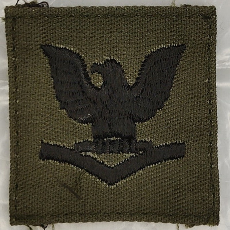 Vintage US Navy PO3 E‑4 Subdued Collar Device 2" Embroidered Patch Vanguard