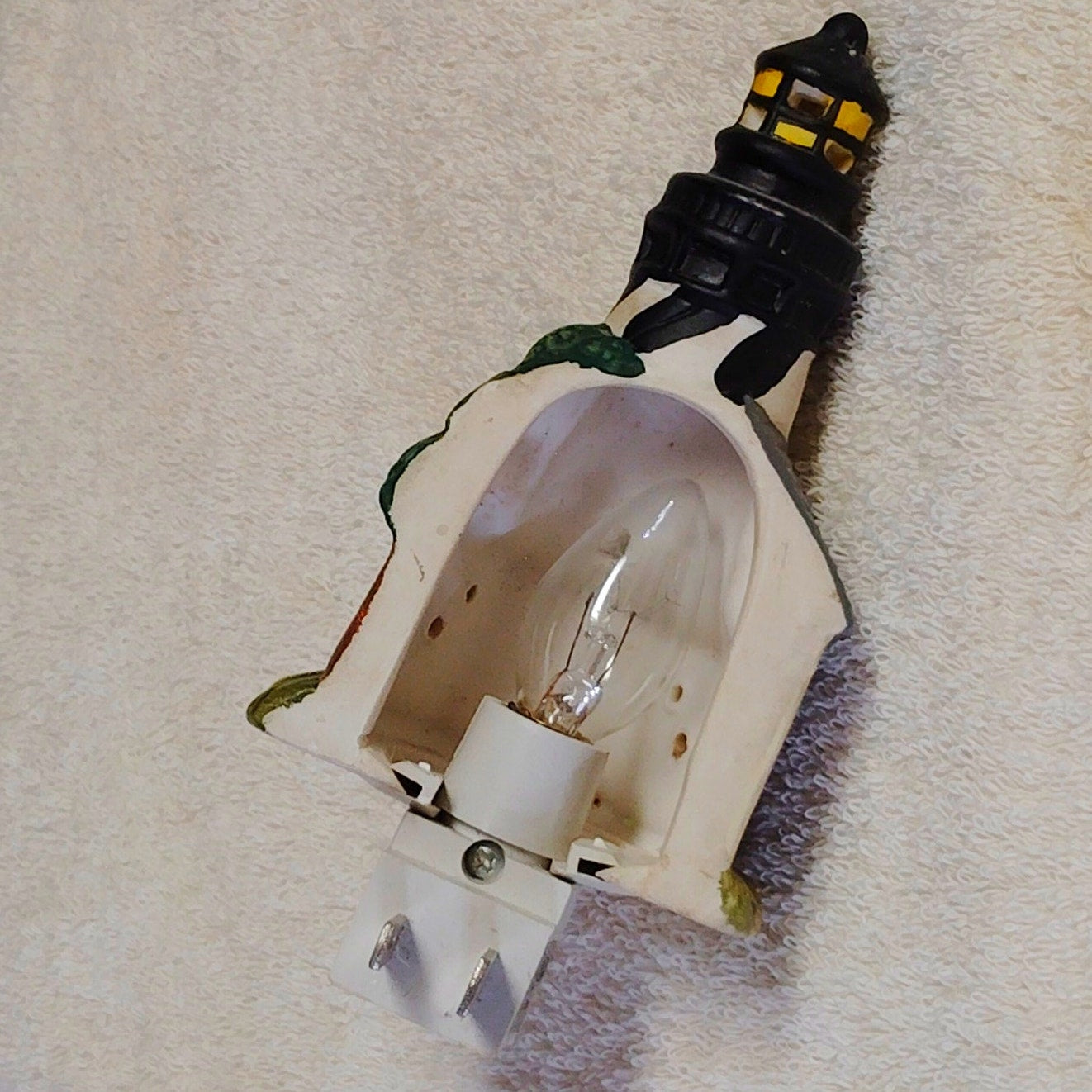 VTG Cape Hatteras Lighthouse Ceramic Nightlight 5" Plug-In Hand Painted