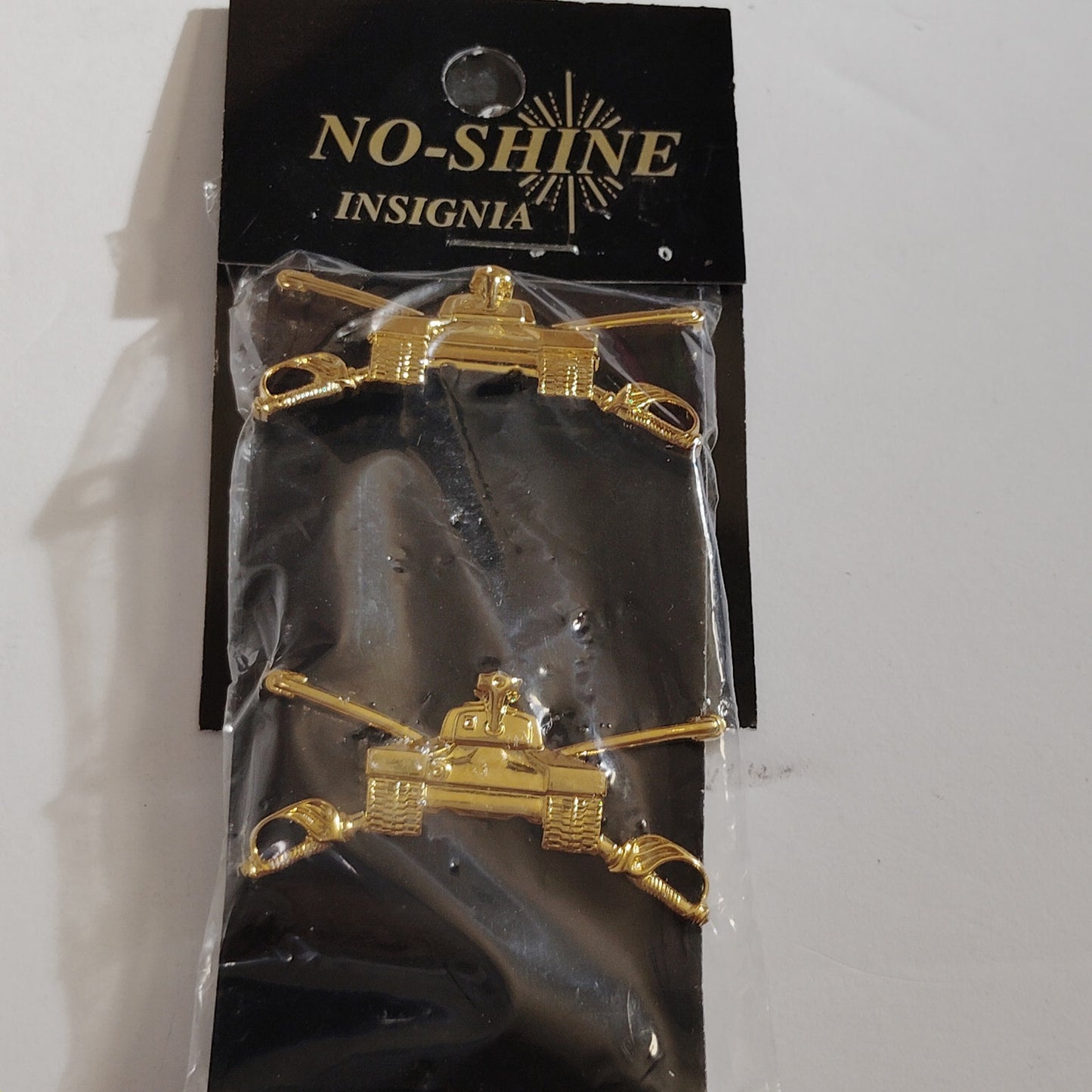 US Army Armor Officer Branch Insignia Novelty Pin Set No‑Shine Gold 1‑5/8 × 3/4"