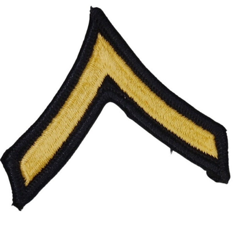 US Army Private E‑2 Rank Chevrons Female Gold on Green Pair Sew‑On