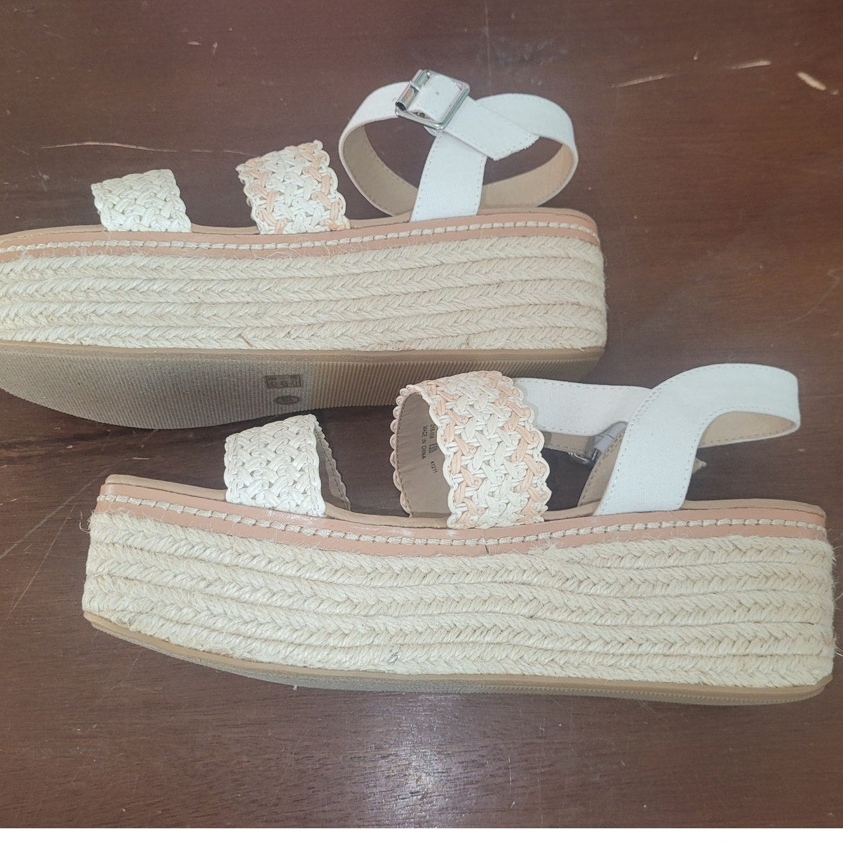 Chinese Laundry Women’s Espadrille Platform Sandals – White/Crochet, Size 8.5