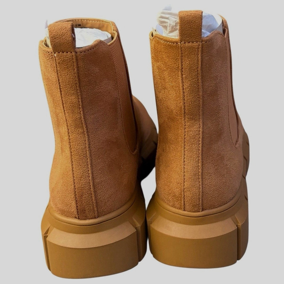 Nordstrom BP. Niya Lug Sole Chelsea Boot Tan – Women’s Size 5 - NIB