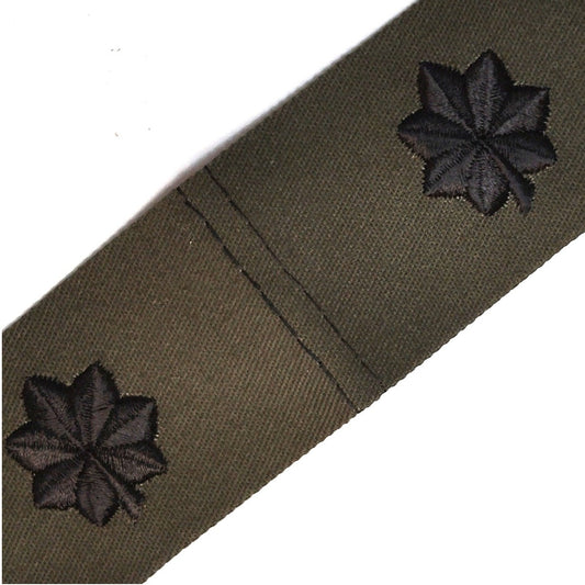 Vintage US Military O‑5 Rank Subdued Oak Leaf Pair 1" Sew‑On Embroidered Devices